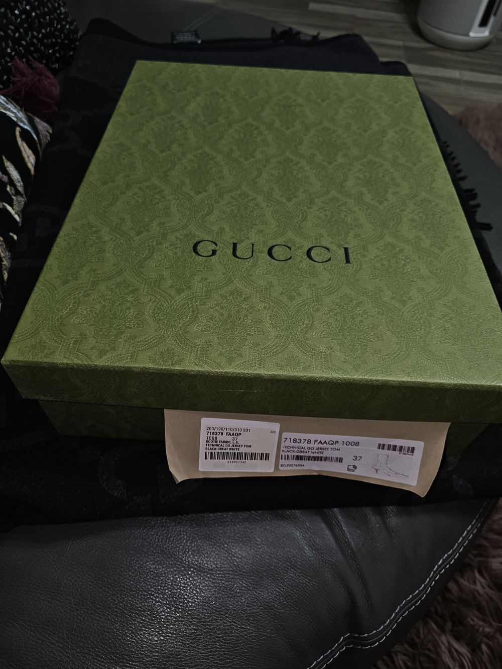 Gucci Black & White GG Monogram Pointed Toe Ankle Boots 37 - Picture 13 of 15